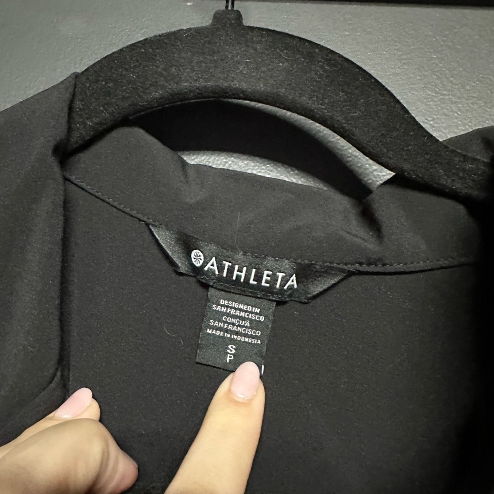 Athleta Avenue Romper Black S NWOT - Picture 3 of 4